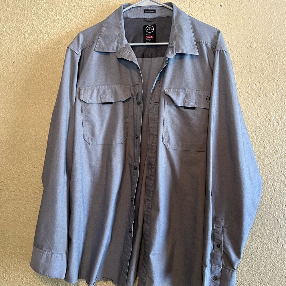 Wrangler Men's Light Gray Shirt